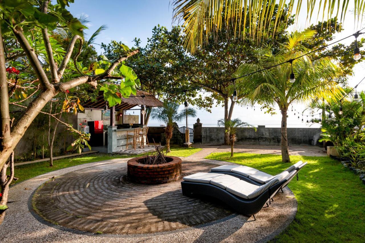 Melasti Beach Bungalows Amed  Luaran gambar